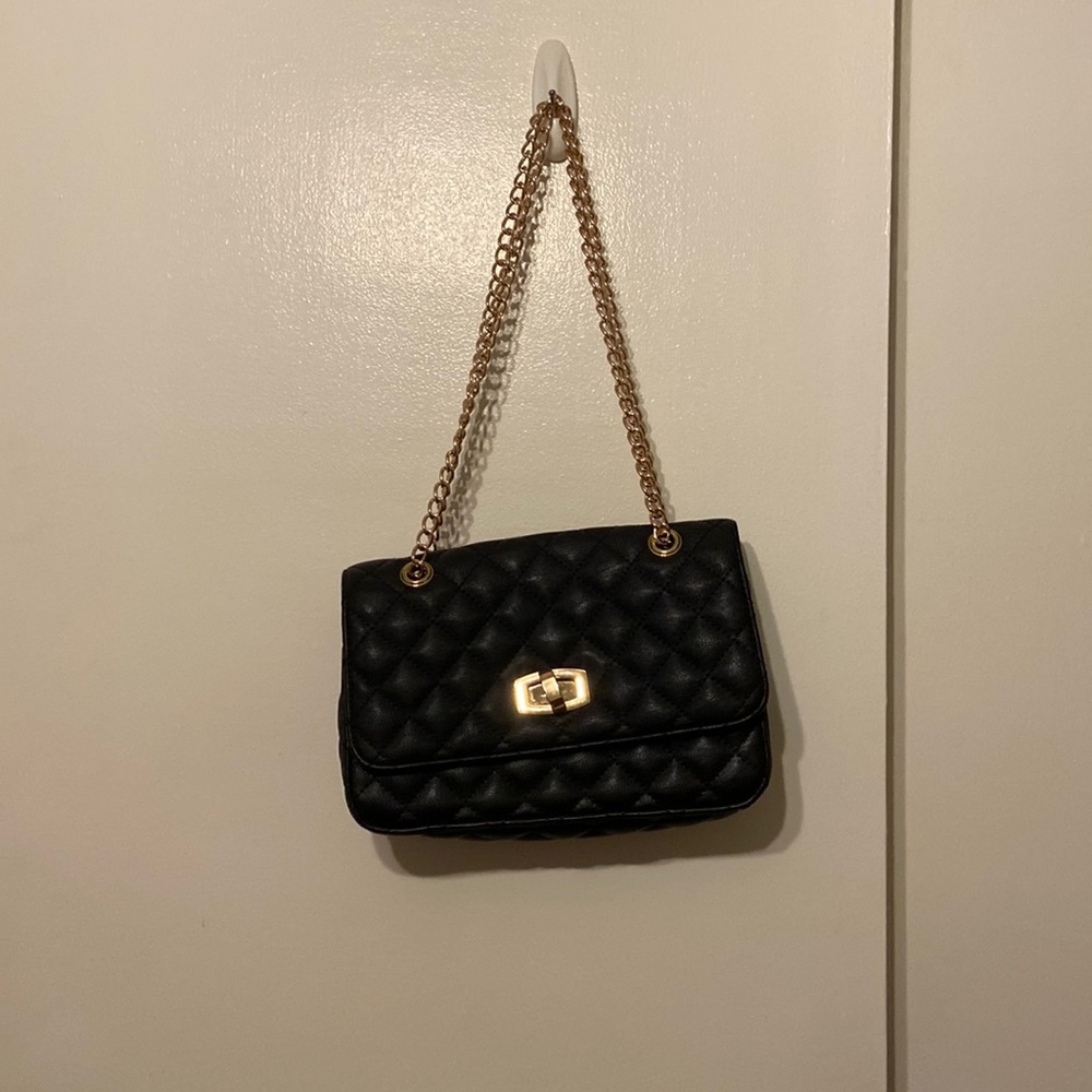 NWOT Express quilted faux black leather bag w/ gold chain & clasp closure
